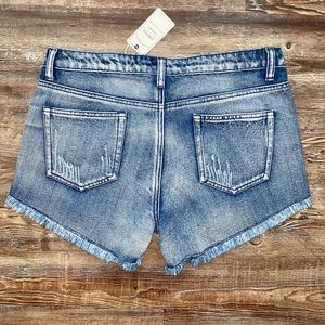 NWT TIMING DENIM CO . JEAN SHORTS DISTRESSED MADE IN USA CUT OFF FACTORY FRAY L